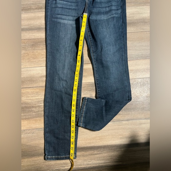 NWT Judy Blue Relaxed Fit High Waist‎ Jeans- 7/28 - Picture 3 of 11